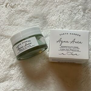 Earth Harbor Aqua aura reparative eye cream With seaweed collagen Full Size